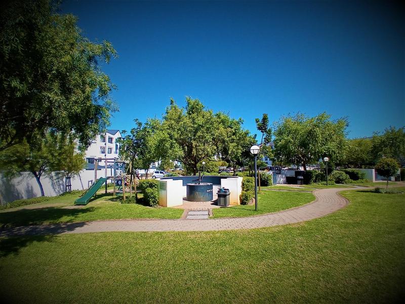 1 Bedroom Property for Sale in Sandown Western Cape